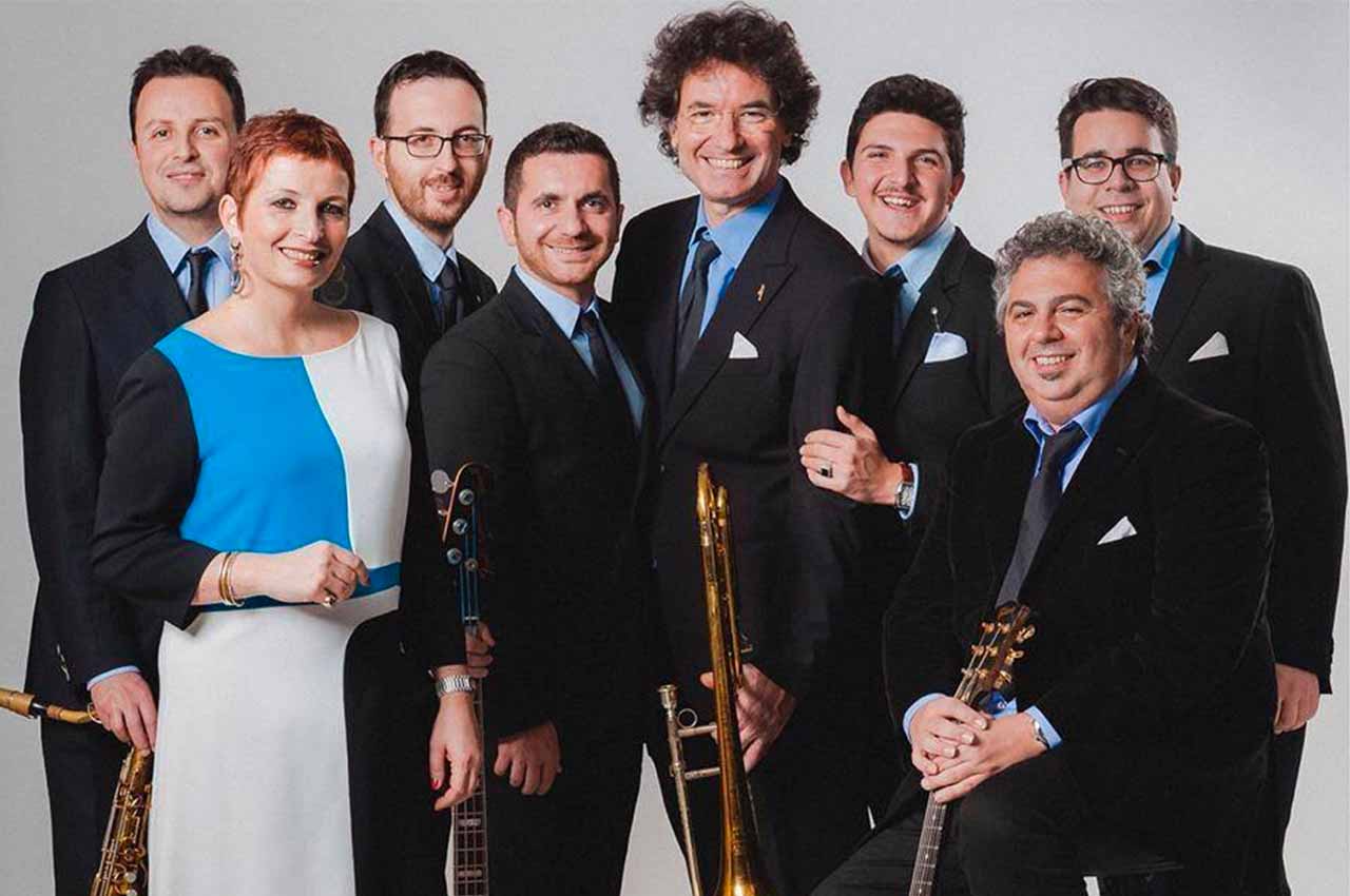 Camerata Musicale Salentina/ Guido Di Leone and Pocket Orchestra