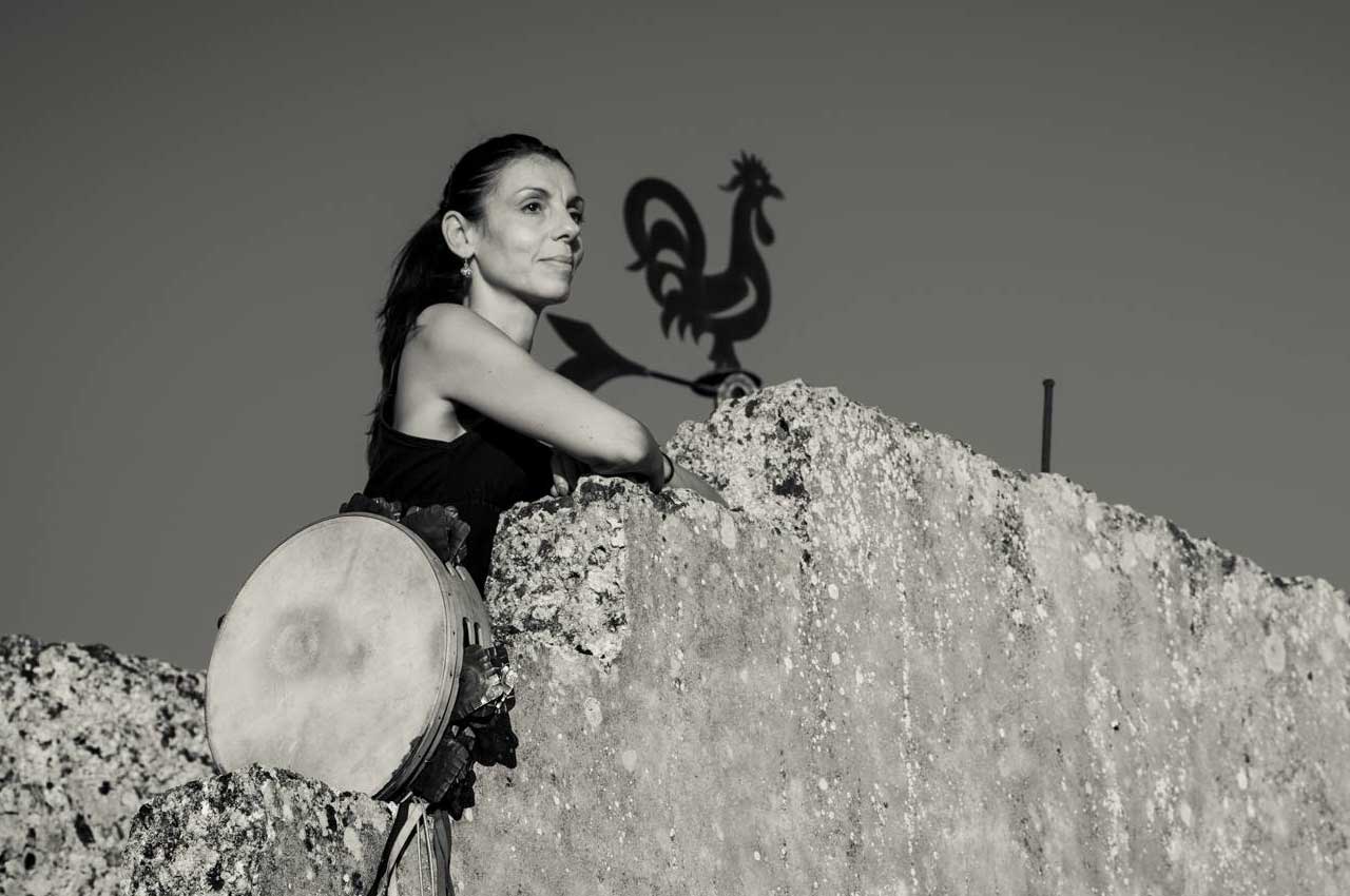 Canti e cunti/ Anna Cinzia Villani