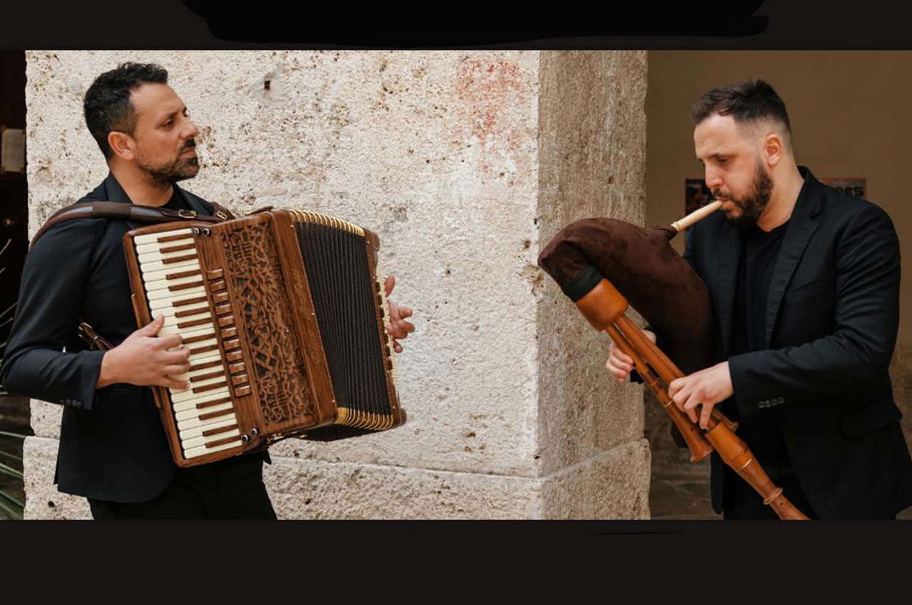 Mareaperto/ Christian Di Fiore & Sinfonia Ensemble e La cantiga de la serena