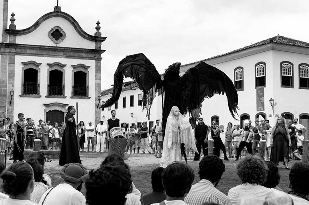 I fatti di Giugno/ Un villaggio vivente nella memoria