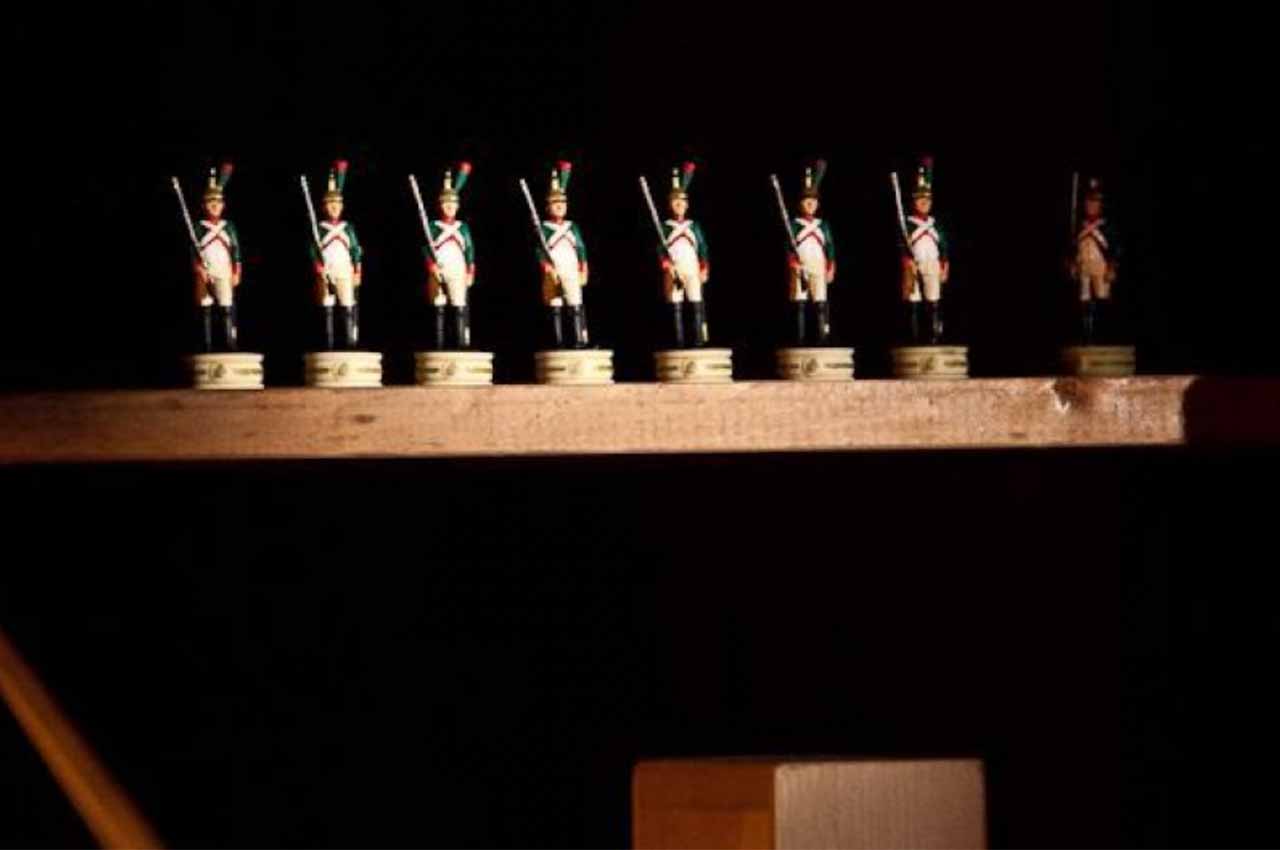 Teatro in Tasca/ The tenacious tin soldier