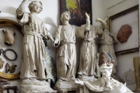 Leccese paper mache tour