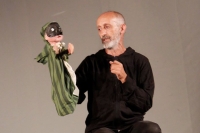 NATALE A BORGO SAN LIGORIO/Bertuccia incontra i bambini