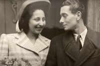 A partisan love / Concetto Vecchio