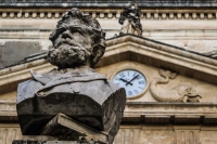 In Apulia from '68 to the present. Poets in dialogue