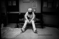 Distant/ Andrea Gabellone