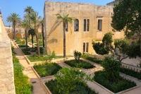 Visit to the garden of Palazzo Giaconia